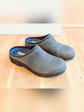 Blundstone Women's Clogs #2422 - Size 9